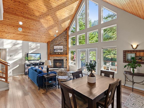 2nd image of 8677 N Rhapsody Ln