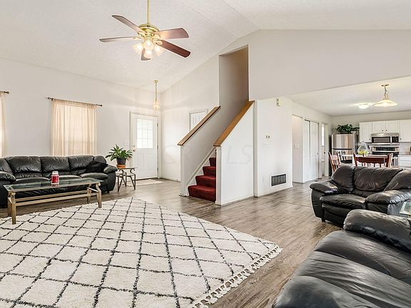 5th image of 766 Sicaras Ln