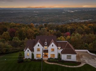 1006 Sawyer Cemetery Rd, Signal Mountain, TN 37377