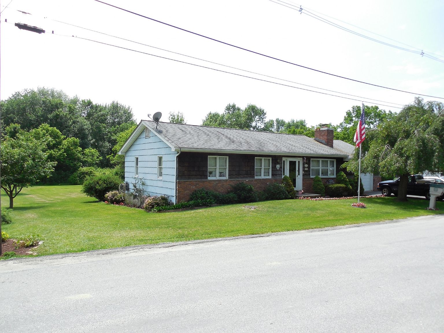 46 Center St, Ogdensburg, NJ 07439 Zillow