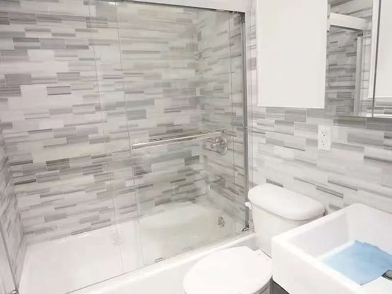 204 W 108th St #68 — Photo 5