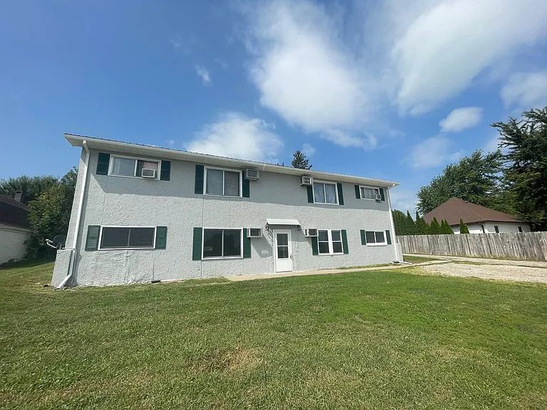 375 3rd Ave — Photo 3