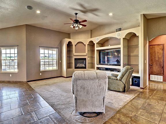4th image of 4582 Mesa Moreno Dr
