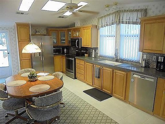 2nd image of 233 Osprey Ln