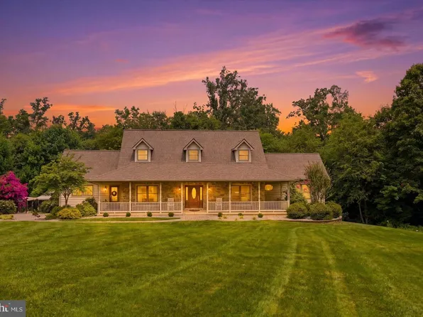 1070 Fannie Dorsey Rd, Sykesville, MD 21784