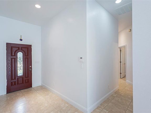 4th image of 10907 N 48th St