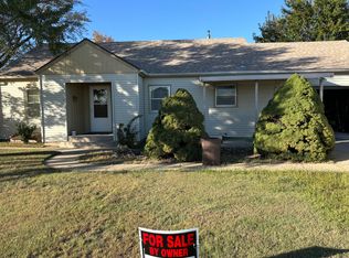211 W Crane St, Norton, KS 67654
