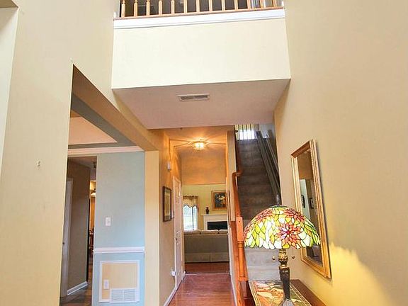 3rd image of 2213 Carya Way