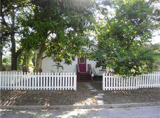 713 27th St W, Bradenton, FL 34205