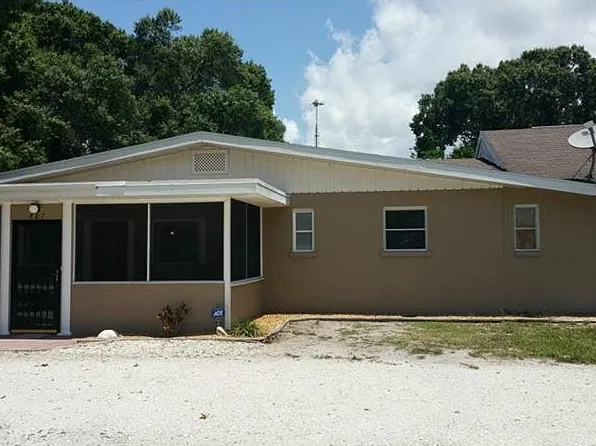 807 68th Ave W, Bradenton, FL 34207