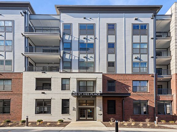 5th image of 100 Saint Ives Pl APT 304