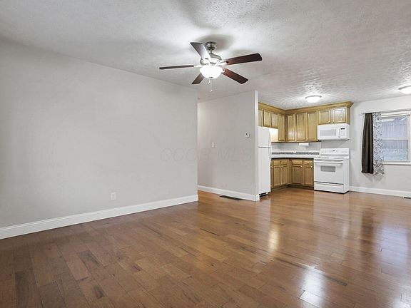 5th image of 2062 W 6th Ave