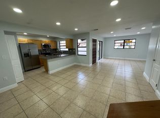 13432 SW 62nd St APT R102, Miami, FL 33183