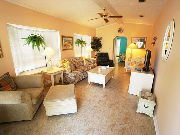 3rd image of 625 Octopus Ln