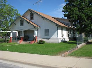 205 W 11th St, Cisco, TX 76437