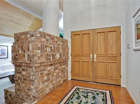 5th image of 12008 Woodlake Cir