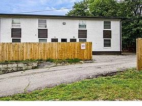 865 Fox St - 7