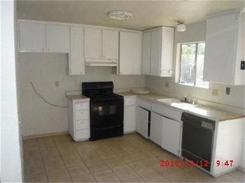 4th image of 1902 Chambord Dr