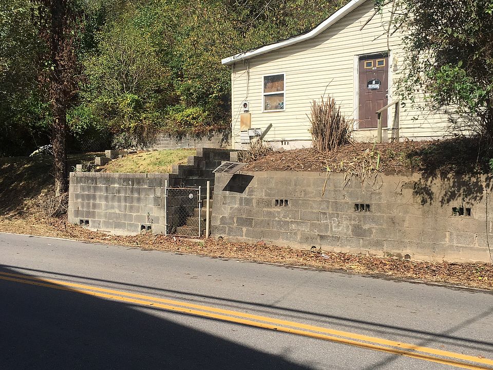 1st image of 2116 Washington St W