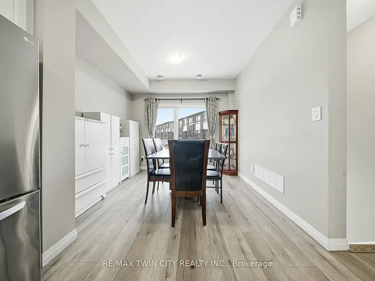 720 Grey St #46 — Photo 12
