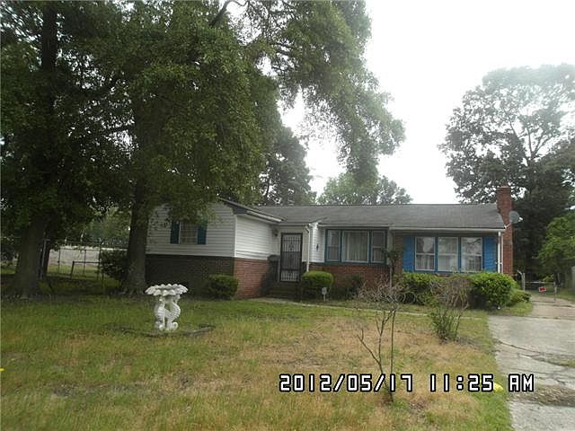 1st image of 301 Taft Dr