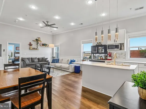 233 S St NE APT 5, Washington, DC 20002