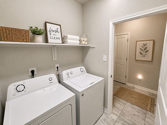 5th image of 7315 Boulder Star Way