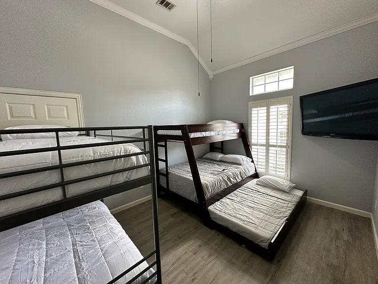 2506 Spring Hill Ln — Photo 12
