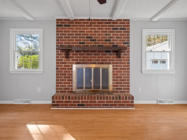 3908 Pfost Ave — Photo 23