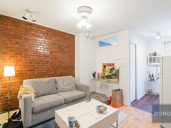 2nd image of 520 E 6th St #4A