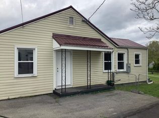 1009 Carson St, Radford, VA 24141