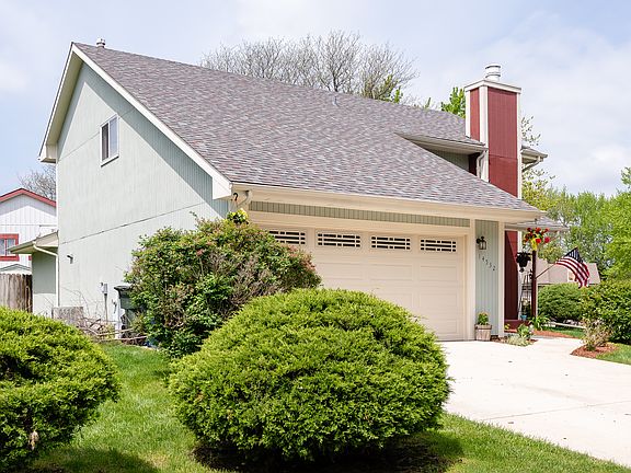 2nd image of 14532 S Pebble Creek Dr