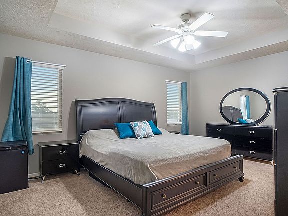 4th image of 14205 Tregaron Dr