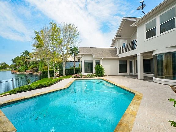3rd image of 5230 Ivystone Ct