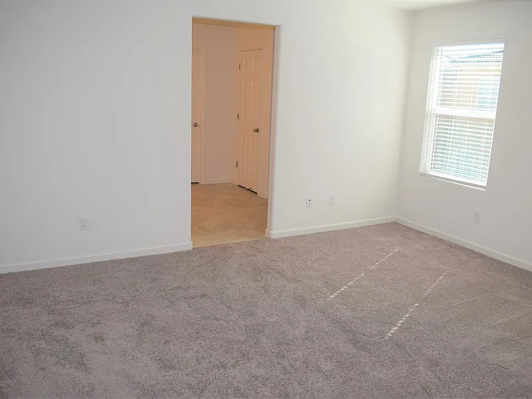 60 Molveno Dr — Photo 14