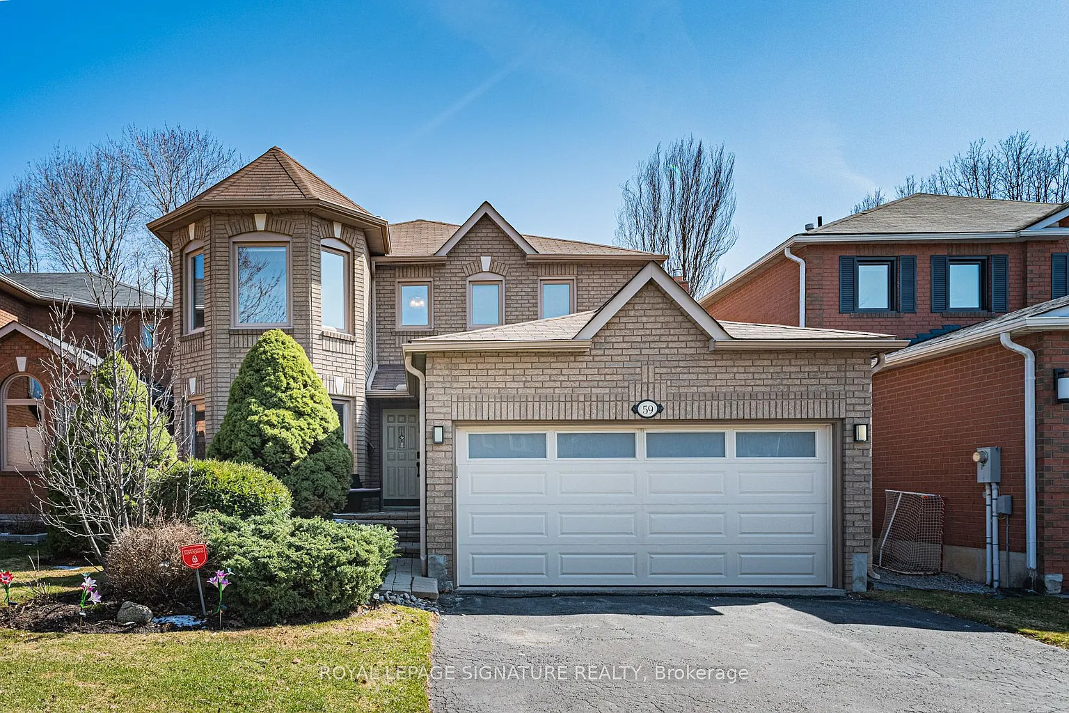 59 Edenbridge Dr photo 1