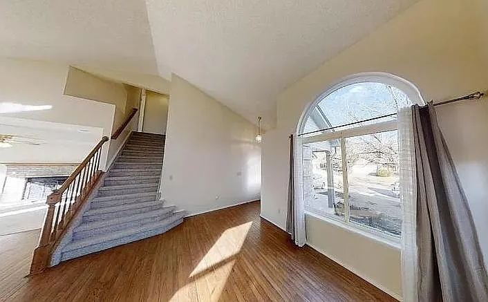 7836 Scarborough Dr — Photo 49