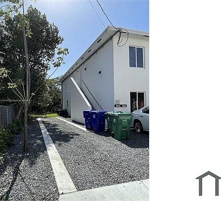5th image of 1022 NW 29th Ter