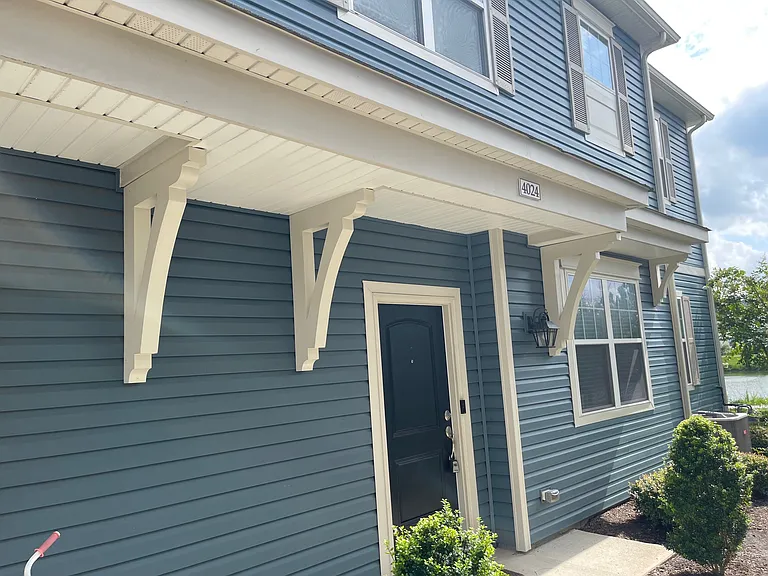 4024 Trenwith Ln — Photo 3