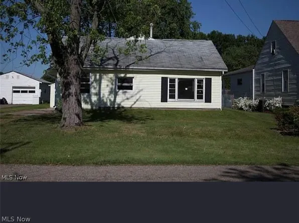 205 Newport Ave NW, Massillon, OH 44646
