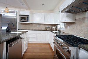 5th image of 6307 Seashore Dr