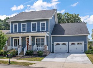 229 Venango Trl, Mars, PA 16046