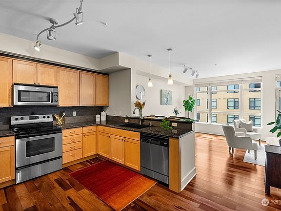 5th image of 1501 Tacoma Ave S #401