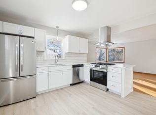 3435 Halifax Ave N, Robbinsdale, MN 55422