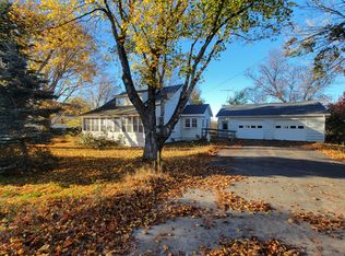 122 Depot St, Unity, ME 04988