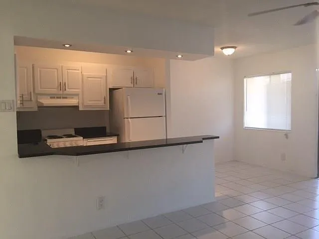 1812 E Oakland Park Blvd #35 — Photo 2