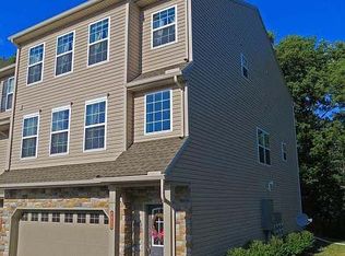 431 Galleon Dr, Mechanicsburg, PA