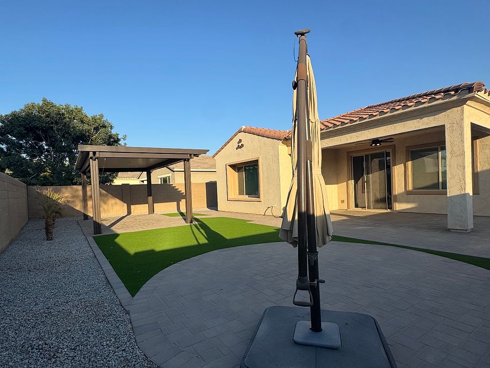 Backyard like no other! Family good times and birthday gatherings. Making memories is what it's about.