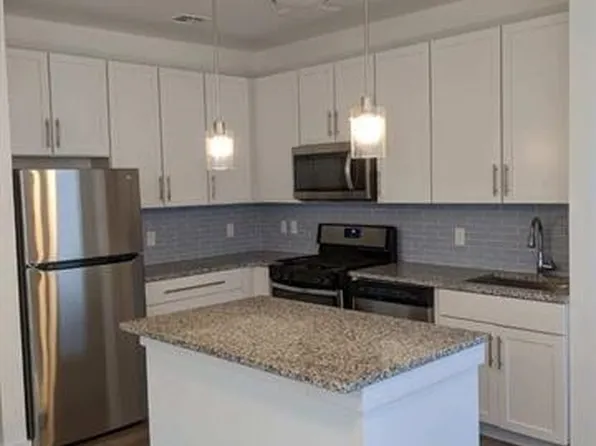 3 Virginia Ave Unit 302, Jersey City, NJ 07304