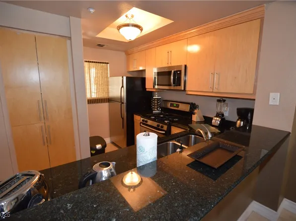 220 E Flamingo Rd Unit 327, Las Vegas, NV 89169